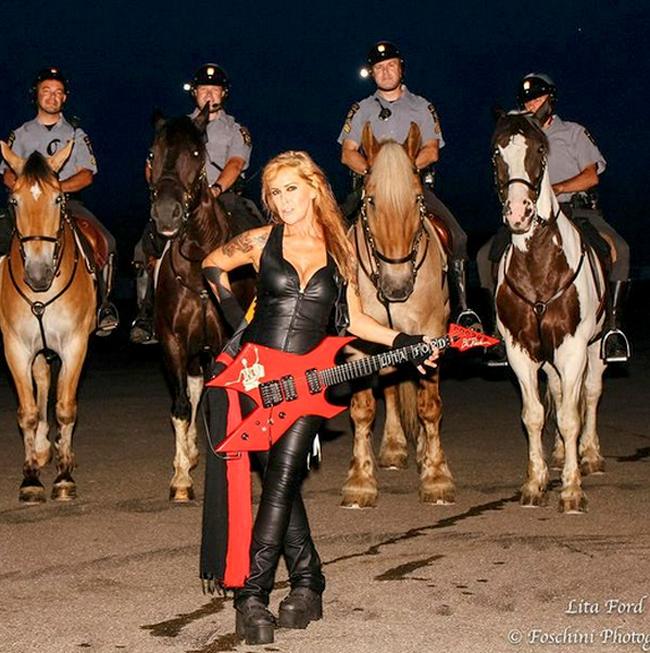 Photo of Lita Ford with Four Horsemen