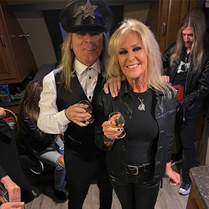 Photo of Lita Ford and Band Mates